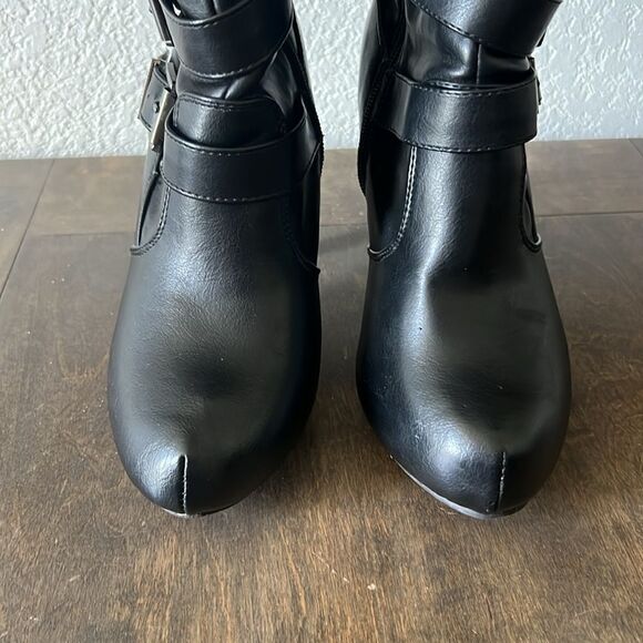 Db Dk fashion black knee faux leather boots Sz- 7.5 - Picture 4 of 15
